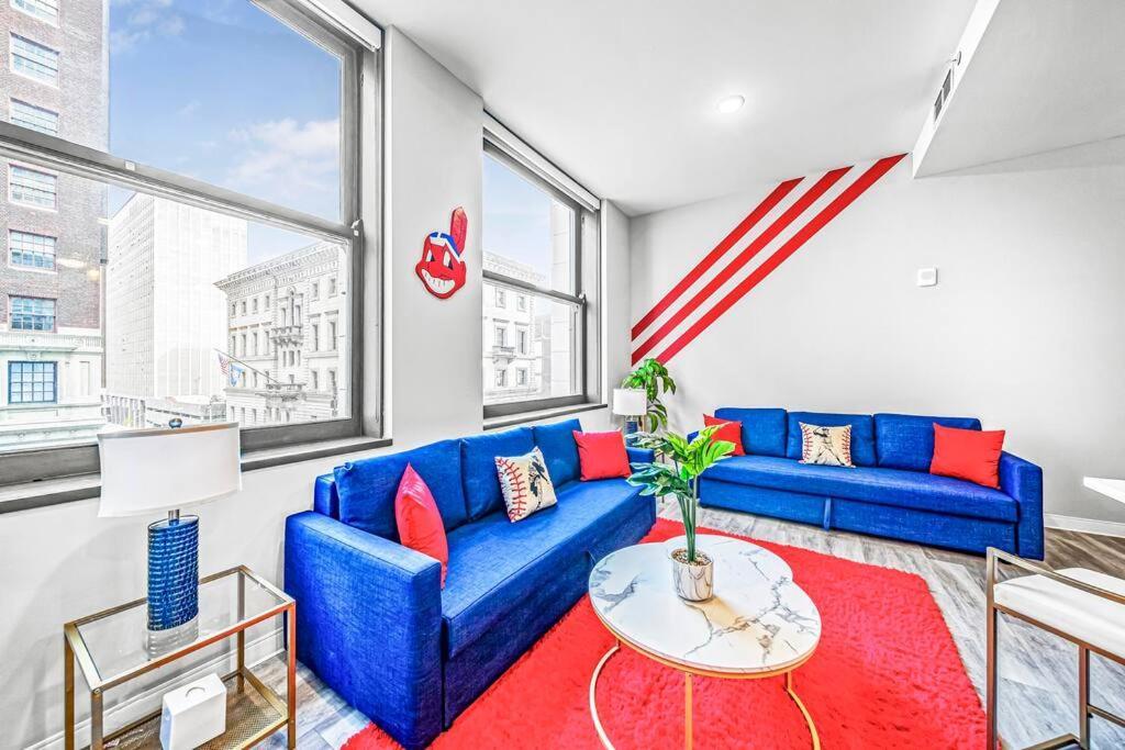 2Br Unit In The Heart Of Dt With View Of Playhouse Square, Pool & Gym Access- 305 Apartman Cleveland Kültér fotó
