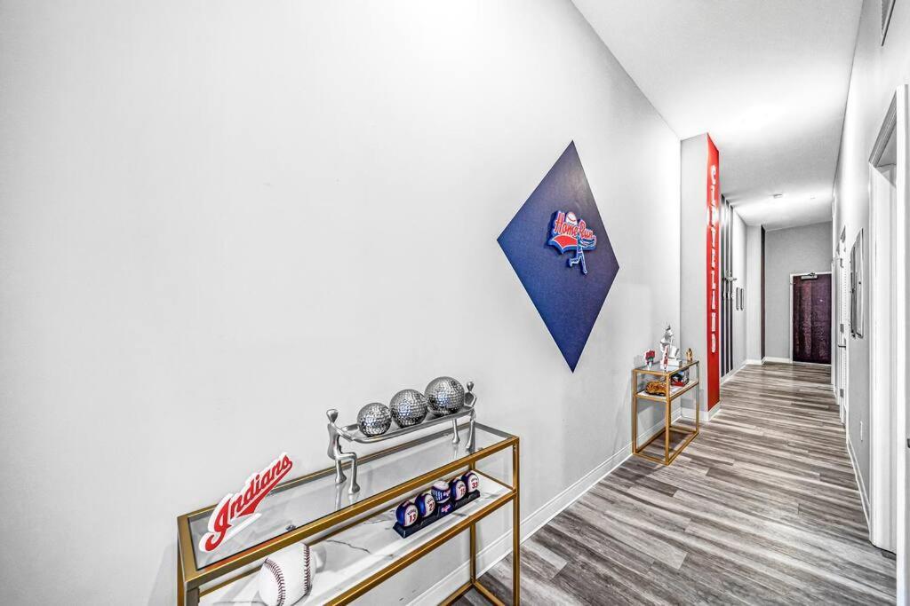 2Br Unit In The Heart Of Dt With View Of Playhouse Square, Pool & Gym Access- 305 Apartman Cleveland Kültér fotó