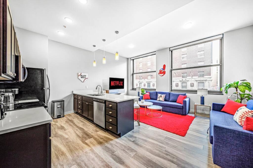 2Br Unit In The Heart Of Dt With View Of Playhouse Square, Pool & Gym Access- 305 Apartman Cleveland Kültér fotó