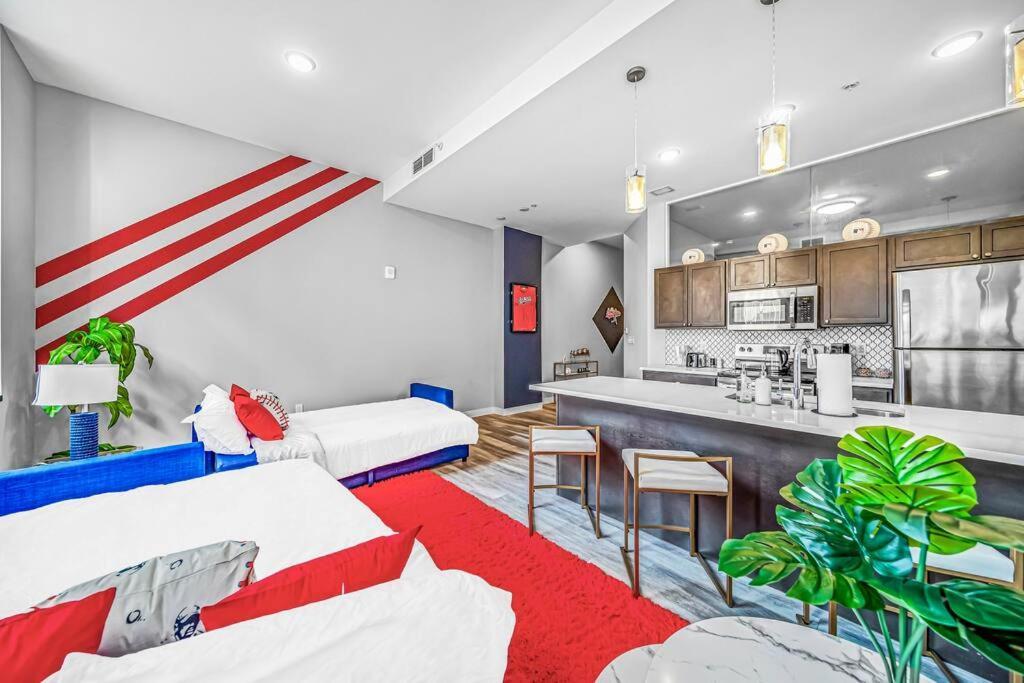 2Br Unit In The Heart Of Dt With View Of Playhouse Square, Pool & Gym Access- 305 Apartman Cleveland Kültér fotó